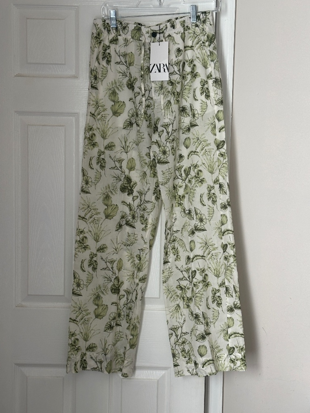 Zara ZW White and Green Cotton Botanical Floral Pants Light Size Medium New
